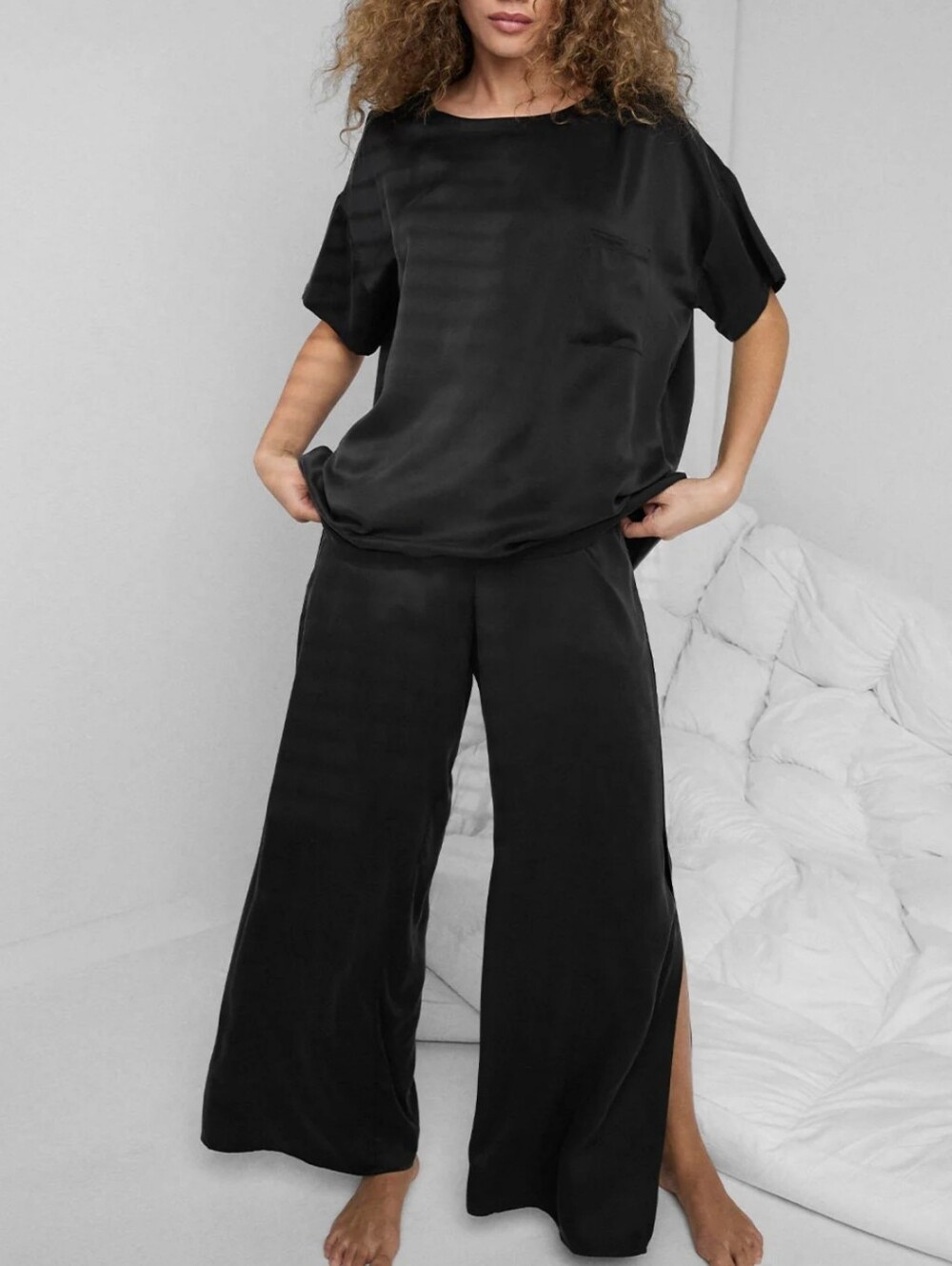 LUNYA Washable Silk Oversized T-Shirt & Pant PJ Pajama Set Small Damaged